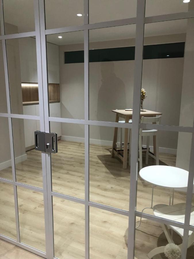 Pension La Castellana Logroño Esterno foto